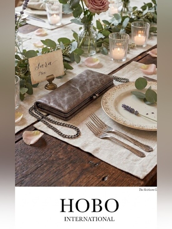 HOBO Handbags - Like NEW Gray Distressed Leather HOBO Intl' Clutch with Chain... Kiss Lock!!